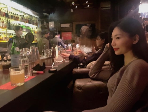 '윤남기♥' 이다은, '술꾼 도시 여자'였네…청담동 칵테일바에서 4잔을 "종류별로" [TEN★]