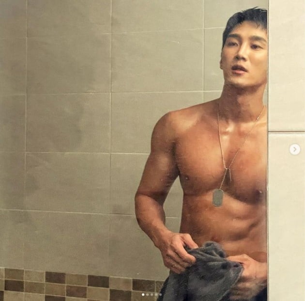 안보현, 완벽한 식스팩...동현배 "너의 몸을 갖고 싶다"[TEN★]