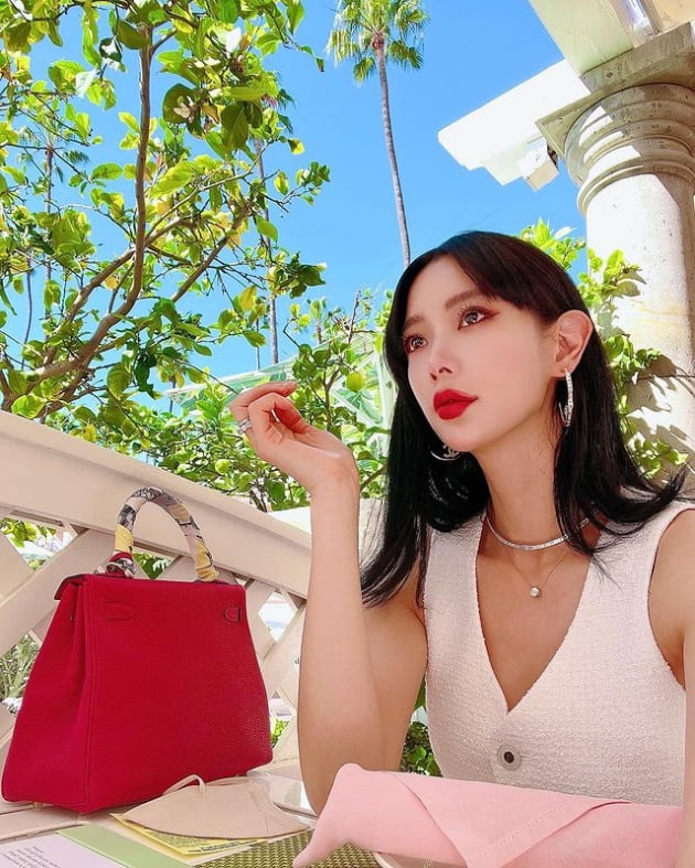사진=클라라 인스타그램