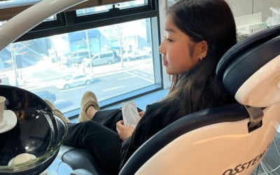 윤종신, 딸 라임에게 통 큰 선물 "예뻐질거야, 잘 견뎌줘" [TEN★]