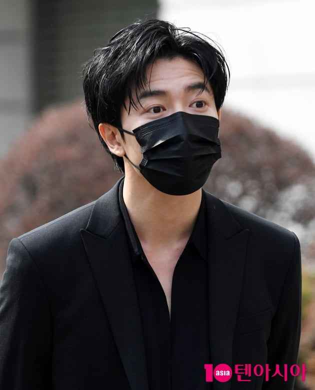 [TEN 포토] 김재욱 '볼하트가 뭔가요?'