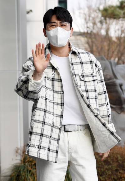 [TEN 포토] 영탁 '슈퍼히어로 왔어요'