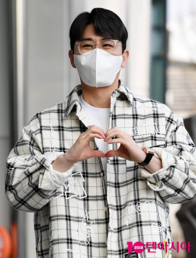 [TEN 포토] 영탁 '치명적인 하트'