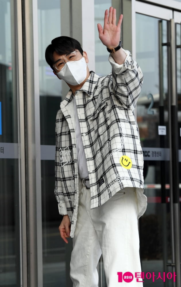 [TEN 포토] 영탁 '가질 수 없는 남친의 비주얼'