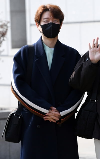 [TEN 포토] 포레스텔라 배두훈 '빵터진 찐미소'