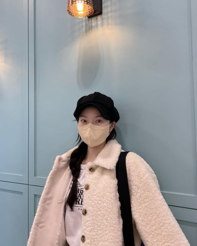 류이서, ♥전진 팔각모자 쓰고 카페 데이트…개엄마·개아빠의 하루 [TEN★]