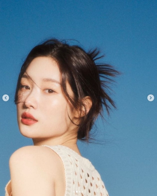 정채연, 봄에 핀 꽃같은 청순함...미모 성수기[TEN★]