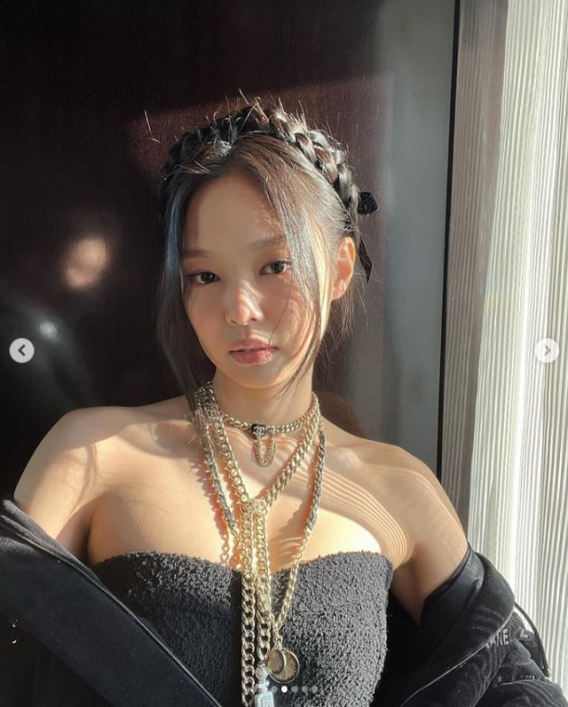 블랙핑크 제니, 글로벌 패션의 아이콘...'인간샤넬'의 위엄[TEN★]
