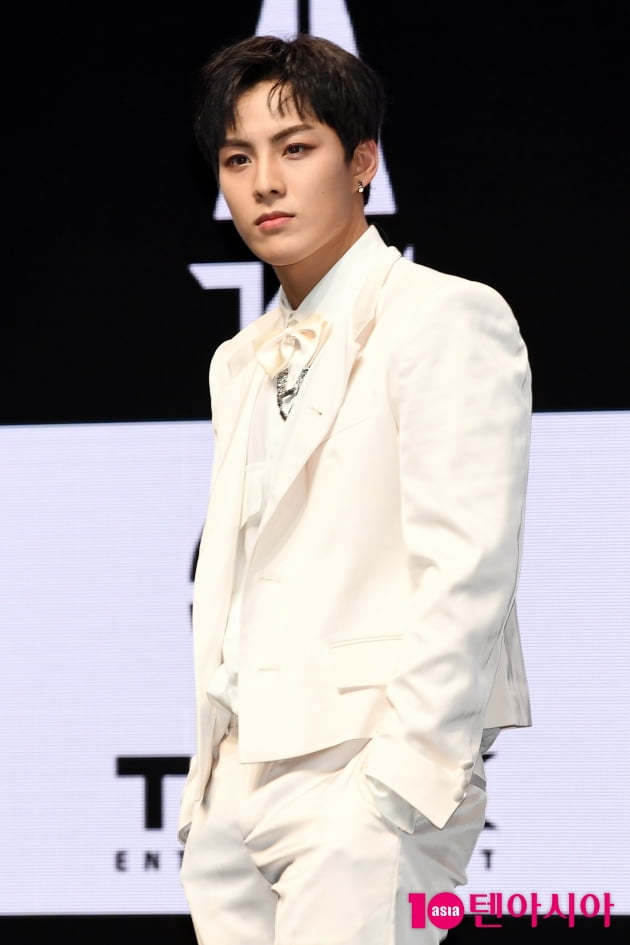 [TEN 포토] 탄 성혁 '그룹에서 내가 중심'
