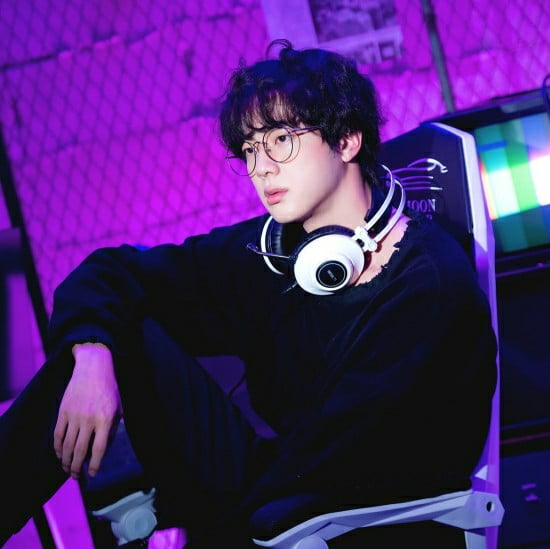 방탄소년단 진, 팬과 멤버에게 전한 따스한 마음[TEN★]
