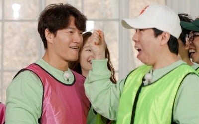 유재석 vs 김종국, 맞붙었다…차준환, 헛스윙에 자책 ('런닝맨')