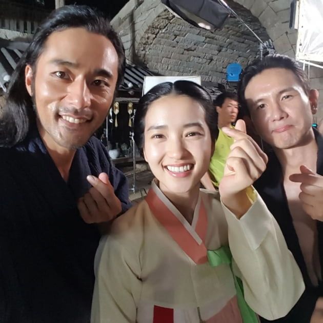 사진=윤주만 인스타그램
