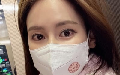 이혜원, 아침부터 미모 폭발…테리우스 ♥안정환이 21년째 매일 반할 만[TEN★]