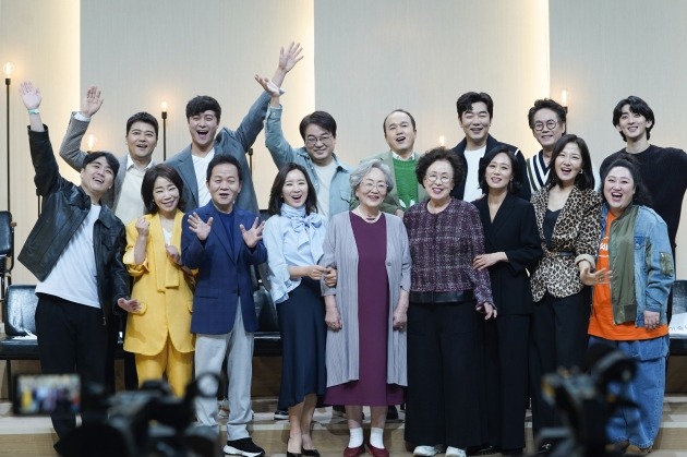 '뜨거운 씽어즈' 단체./사진제공=JTBC