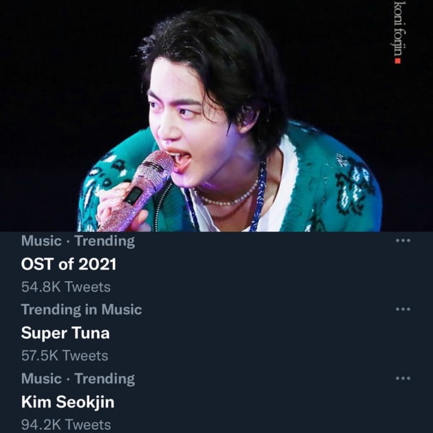 방탄소년단 진 “슈퍼참치요? 팬분들이 좋아할 것 같으면 일단 하고 보는 거죠”