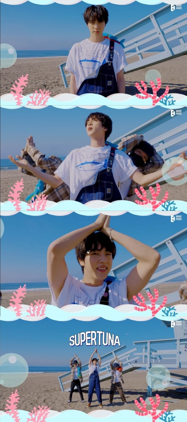 방탄소년단 진 “슈퍼참치요? 팬분들이 좋아할 것 같으면 일단 하고 보는 거죠”