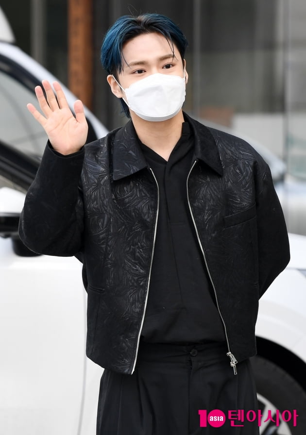 [TEN 포토] 박현규 '우아한 블랙'