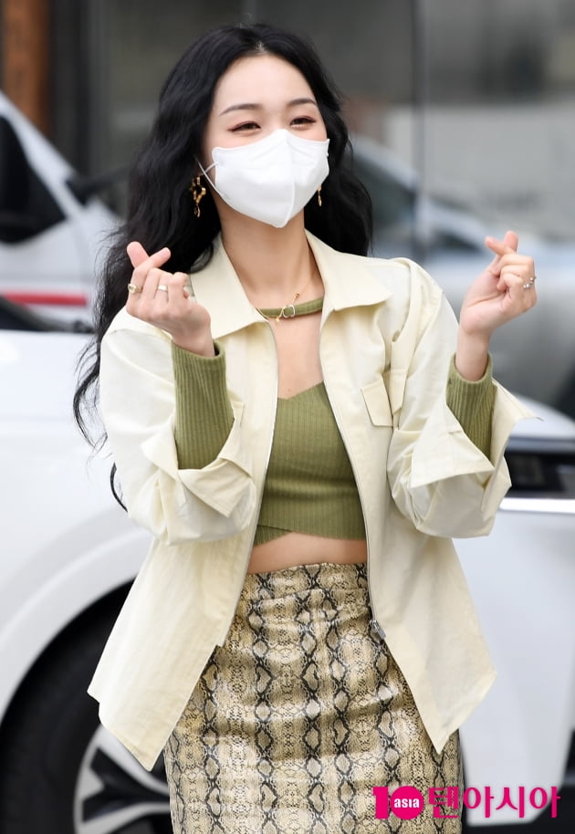 [TEN 포토] 신유미 '자유로운 싱어송라이터'