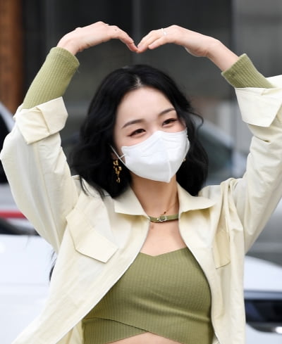 [TEN 포토] 신유미 '남다른 스타일'