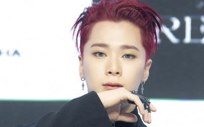 아스트로 문빈 "유닛 컴백 앞두고 코로나19 확진→완치…건강 최우선 활동"