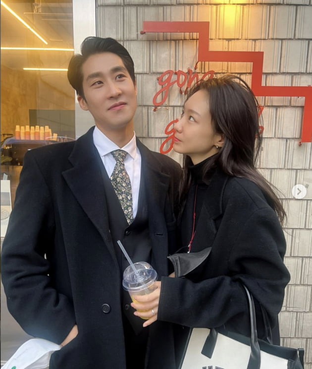 신소율, 잘못한 개·고양이처럼 눈 피하는 '♥남편'…"무슨 일이야?" [TEN★]