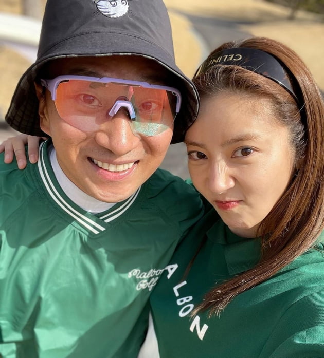 '예비신부' 손담비, ♥이규혁과 골프 럽스타…소이현♥인교진과 동반 라운딩[TEN★]