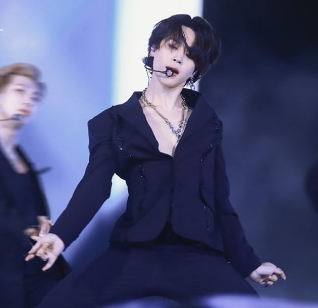 방탄소년단 지민 브라질TV 트렌드분석 주목...세계가 탐내는 시대의 상징