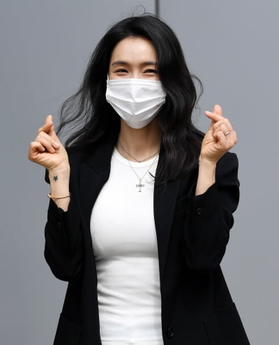 [TEN 포토] 가희 '아름다운 쪼꼬미 하트'