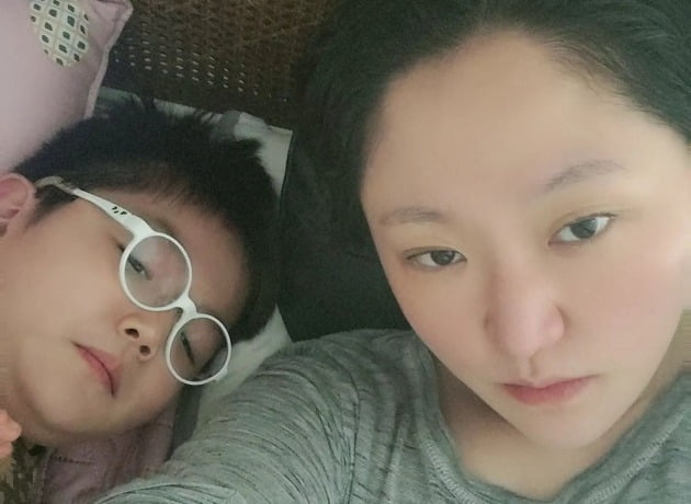 김현숙, 아들과 코로나19 확진 "술병 났을 때 빼고 이렇게 아픈 적은…"[TEN★]