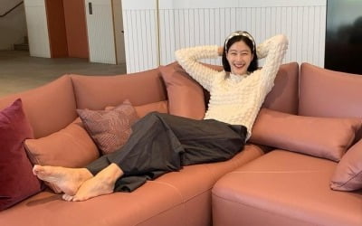 'S전자 남편♥' 이현이, 럭셔리 소파에 발라당 누워서 철벽 "우리집 아님" [TEN★]