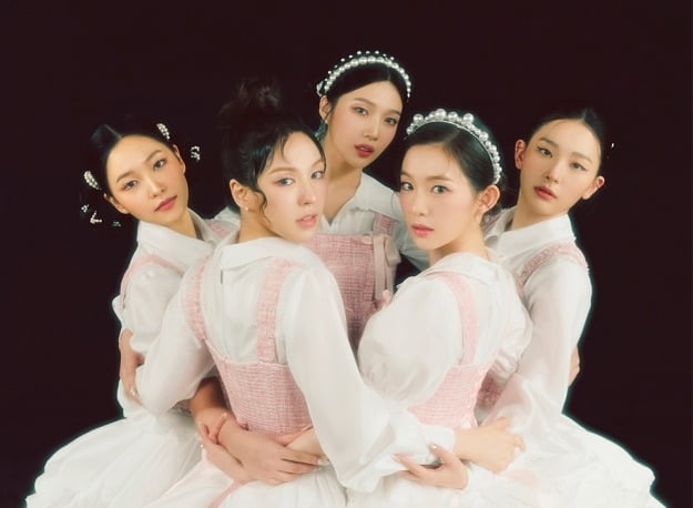 레드벨벳, 21일 유튜브 라이브…러비들과 컴백 카운트다운