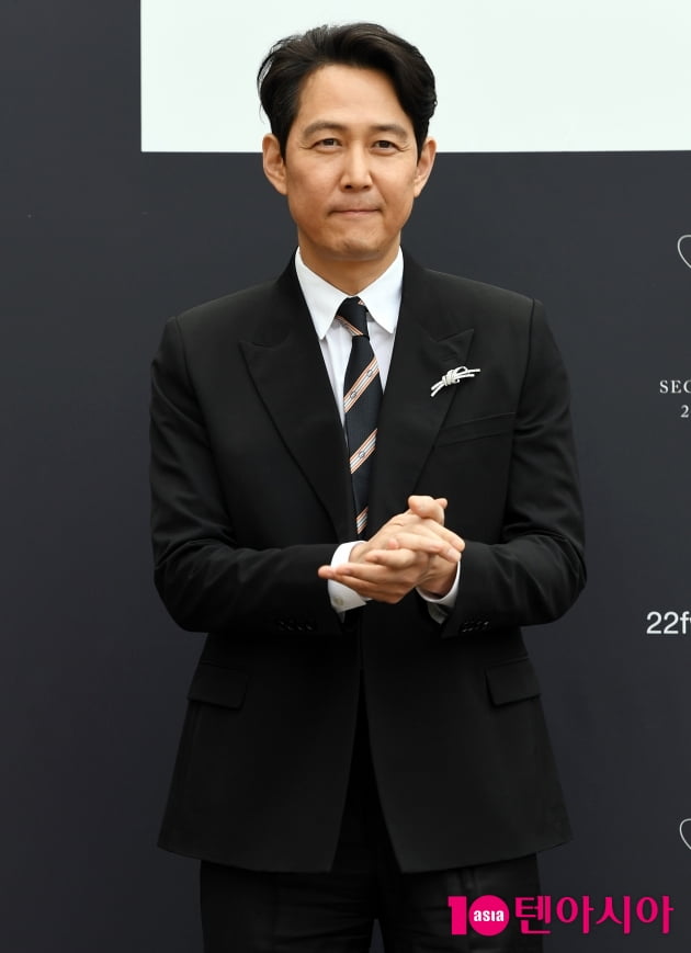 [TEN 포토] 이정재 '외국에서 인기 많은 오징어 게임의 주역'