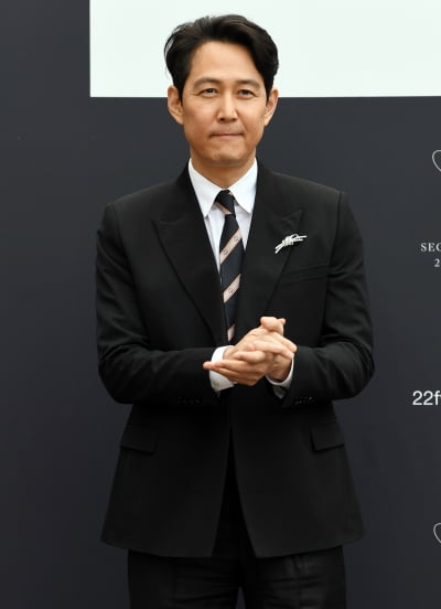 [TEN 포토] 이정재 '외국에서 인기 많은 오징어 게임의 주역'