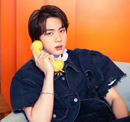 방탄소년단 진, 인스타그램 3100만 팔로워 돌파..SNS 장악한 메가 인플루언서