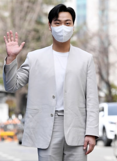 [TEN 포토] 임재혁 '지우학 양대수가 왔어요'