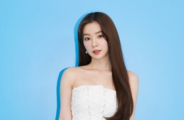 '스프링 퀸' 레드벨벳 아이린 "봄에 러비들 만나 좋아…새롭게 시작하는 의미"