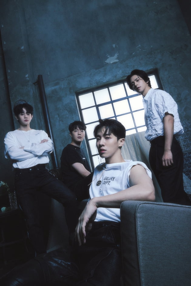 하이라이트 /사진제공=어라운드어스