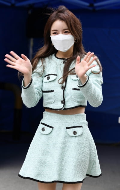 [TEN 포토] 설화윤 '한줌 허리'