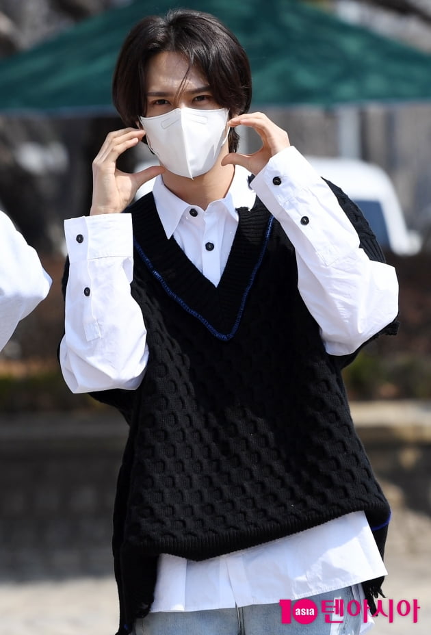 [TEN 포토] 하이라이트 손동운 '오늘도 멋짐'