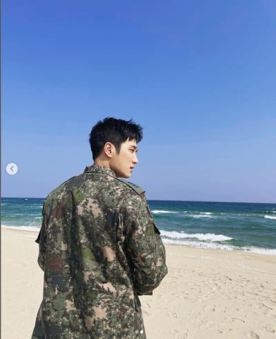안보현, 바다에서 힐링하는 미친 개 군검사 [TEN★]