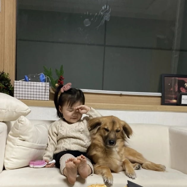 '이다은♥' 윤남기, '두 아이' 향한 사랑스런 시선 "사이좋은 리맥"[TEN★]
