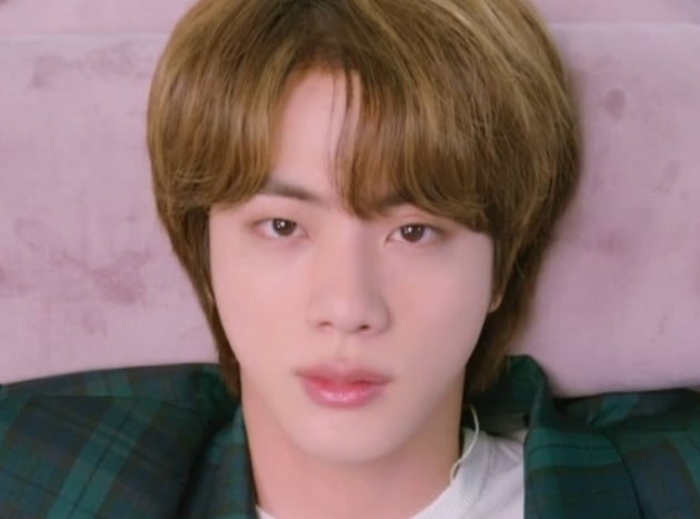 방탄소년단 진의 이름 핫한 드라마마다 깜짝출연... 이번엔 '소년심판'