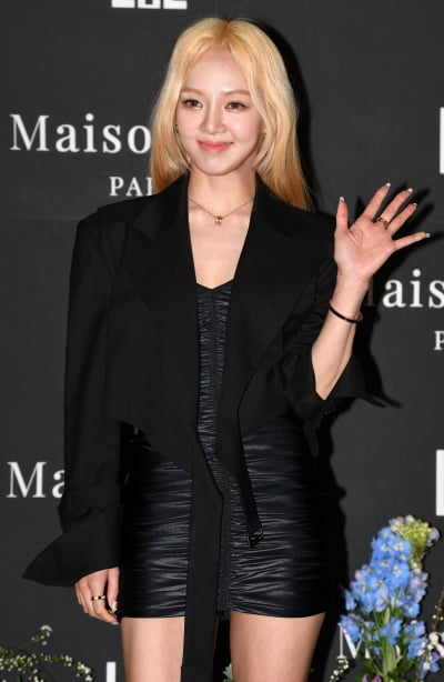 [TEN 포토] 효연 '손바닥 보다 작은얼굴'
