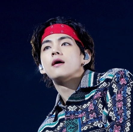 방탄소년단 뷔, 일본 랭킹 ‘네한’ 51주 연속 1위 등극.. 이례적인 대기록