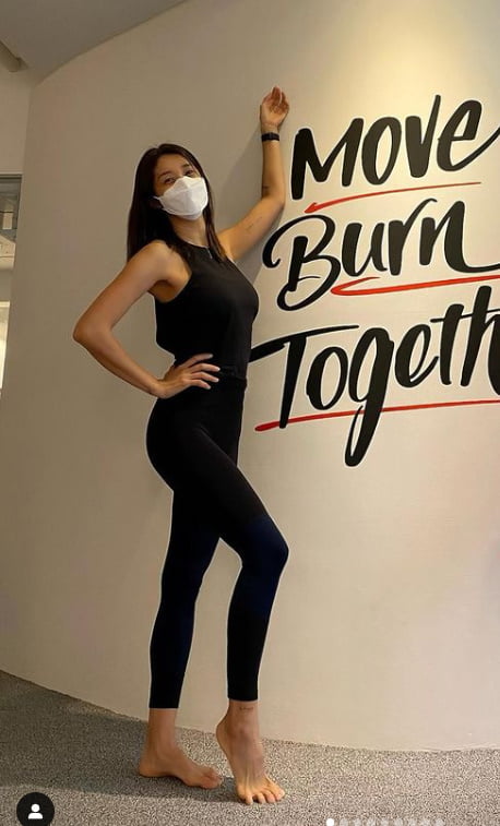 '-23kg' 김빈우, 구릿빛 피부에 탄탄한 몸매 과시...열심히 운동하고 먹고[TEN★]