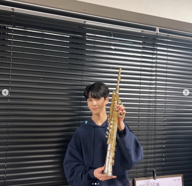 정동원, 우주총동원이 보내준 생일선물 인증...너무 고마워[TEN★]