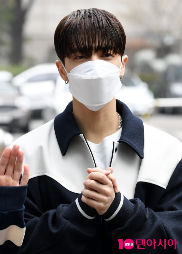 [TEN 포토] 하이라이트 이기광 '촉촉한 눈빛'