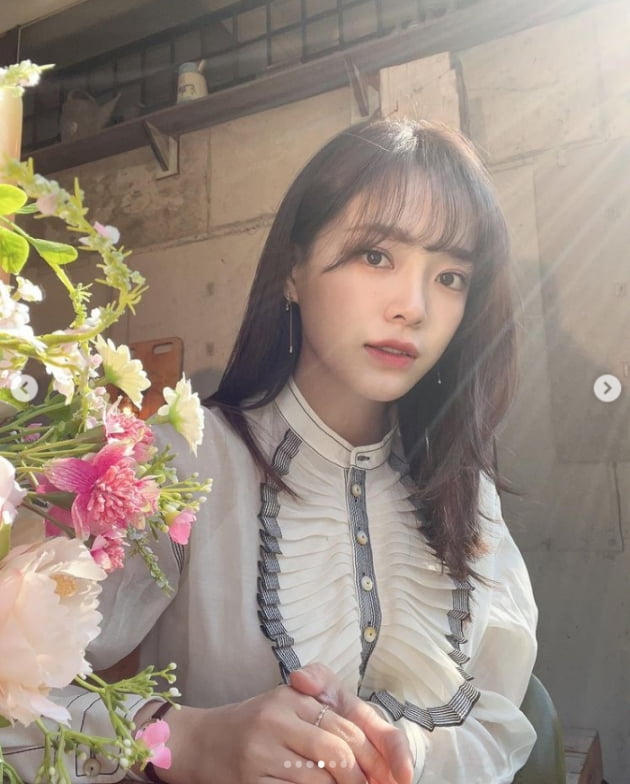 김세정, 햇빛도 질투하는 미모...청순한 '재벌여친'[TEN★]