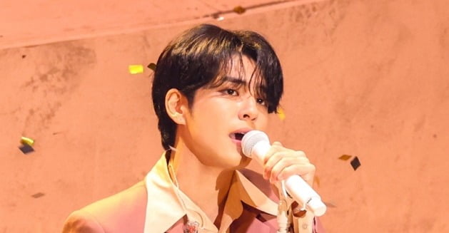 DAY6 원필, 오늘(28일) 해군 입대 "여백의 시작과 끝, 함께 해요"