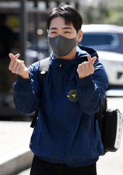 [TEN 포토] 박군 '사랑스러운 유턴하지마'